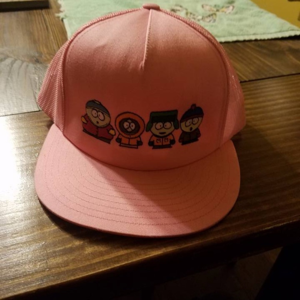 South park snap back Good condition